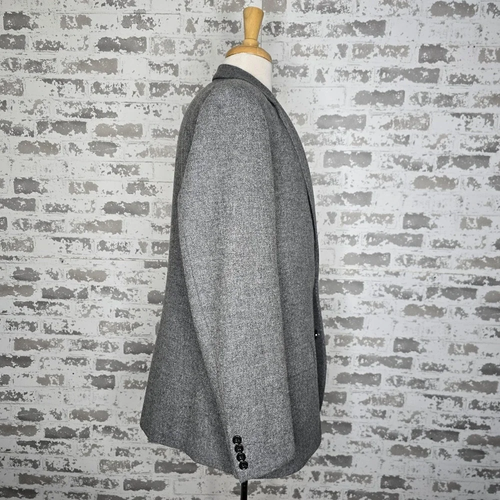 J Crew Ludlow Blazer Mens 44R Gray 100% Yorkshire Tweed By Moon England 2 Button